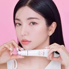 Banila Co - It Radiant CC Cream SPF17 PA+ 30ml - Koreabe