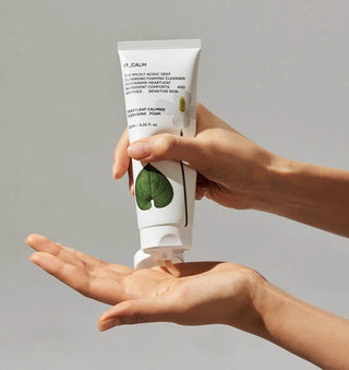 Hue_Calm - Heartleaf Calming Cleansing Foam 120ml - Koreabe